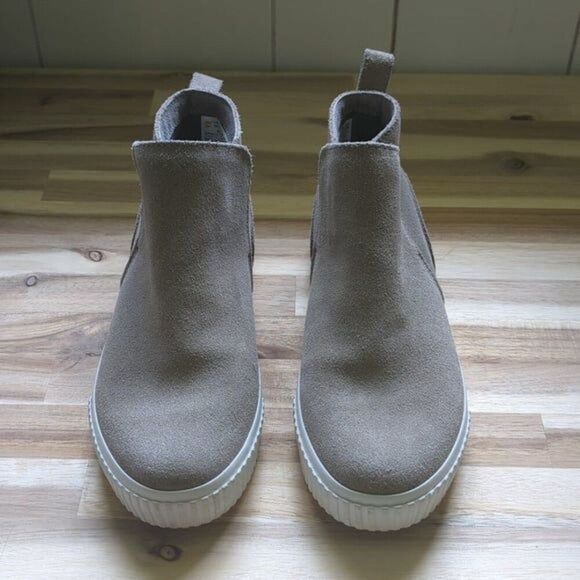 Timberland Skyla Bay Woman's Grey Suede Pull On Boots Shoes Sneakers Flats 6.5 - Picture 3 of 7